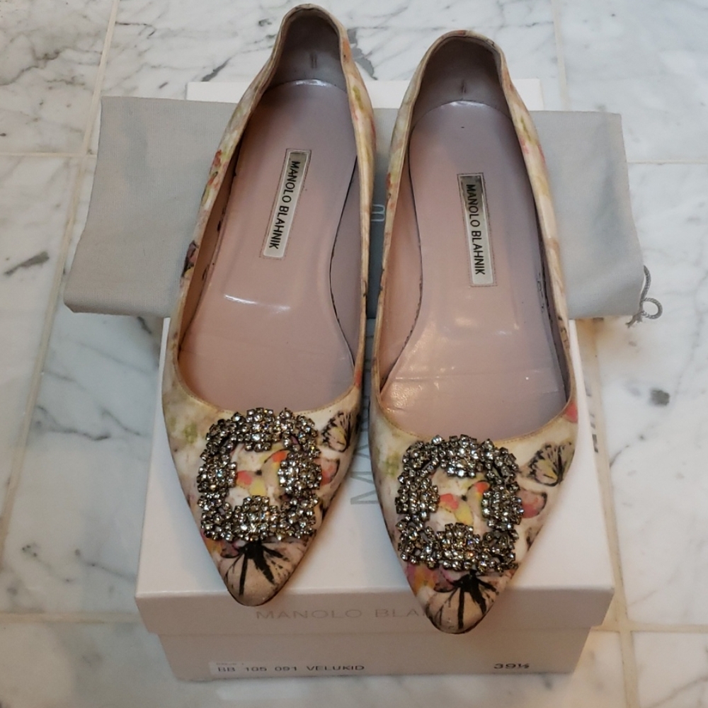 Manolo Blahnik Hangisi Flats